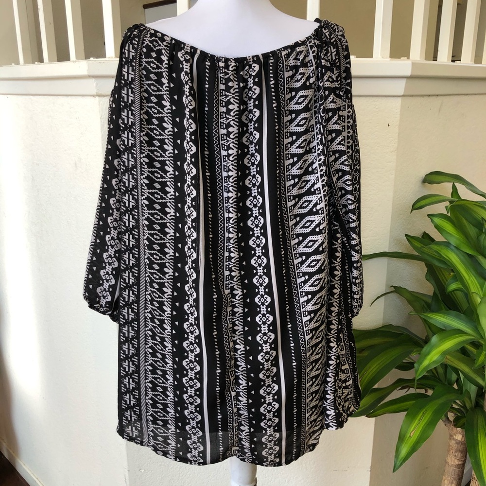 Lulu’s Black Patterned Cold Shoulder Mini Dress - image 4